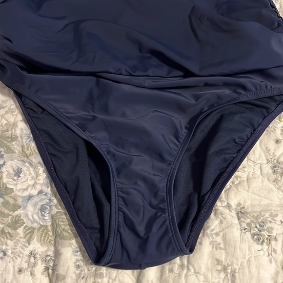 New Directions Swim skirt - Picture 2 of 5